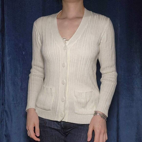 Vintage cream knit button-up cardigan with tiny pockets from Sears - Picture 12 of 13